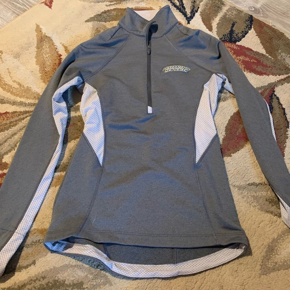 under armour quarter zip xs